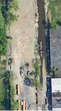 Detroit Vacant Commercial Land