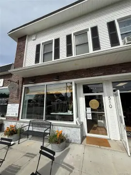 Eastport Retail Space on Montauk