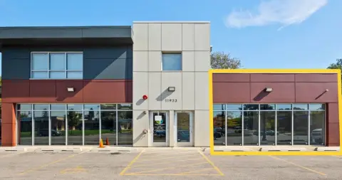 Updated Office-Retail Space in Alsip