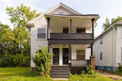 Renovated Duplex with Garage