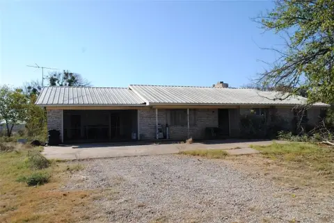 Lipan Ranch with Horse Barn