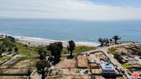 Ocean-View Lot in Pacific Palisades