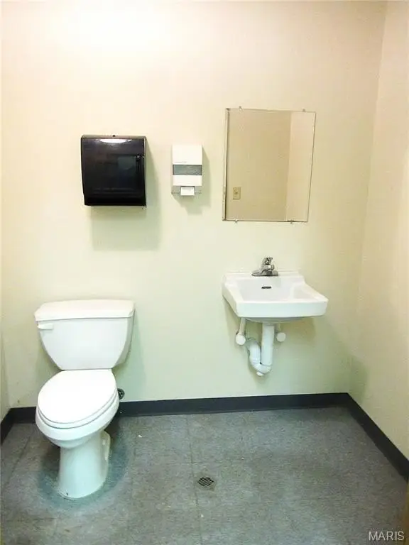Picture 4