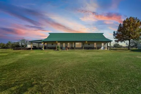 81-Acre Ranch with Barndominium Home