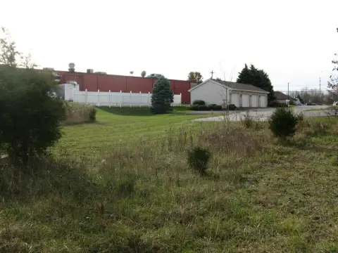 Lawrenceburg Commercial Lot with Utilities