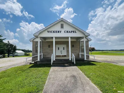 Versatile Commercial Property in Omaha