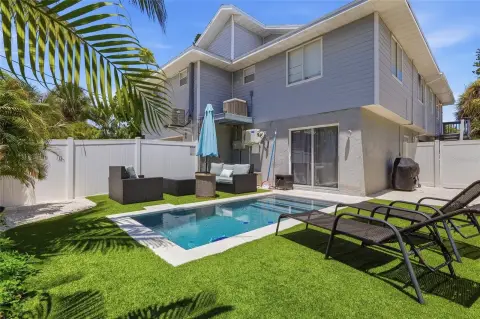 Duplex with Private Pool