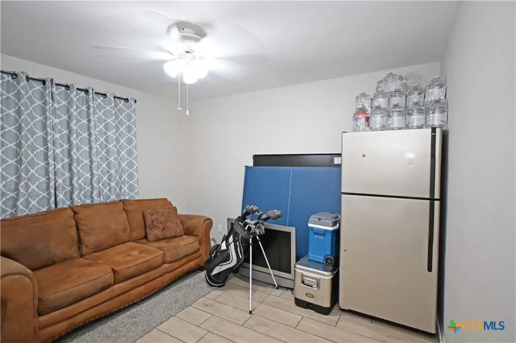 Picture 19