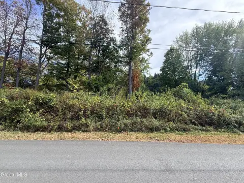 Land in Brunswick, Troy