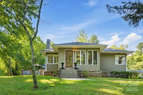 Etowah Multifamily Property with Cottage