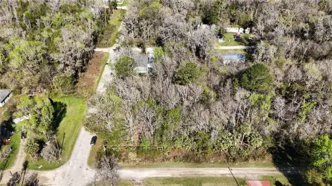 Residential Corner Lot Near Ocala