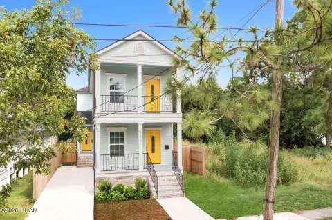 Two-Unit Duplex with Upper Balcony