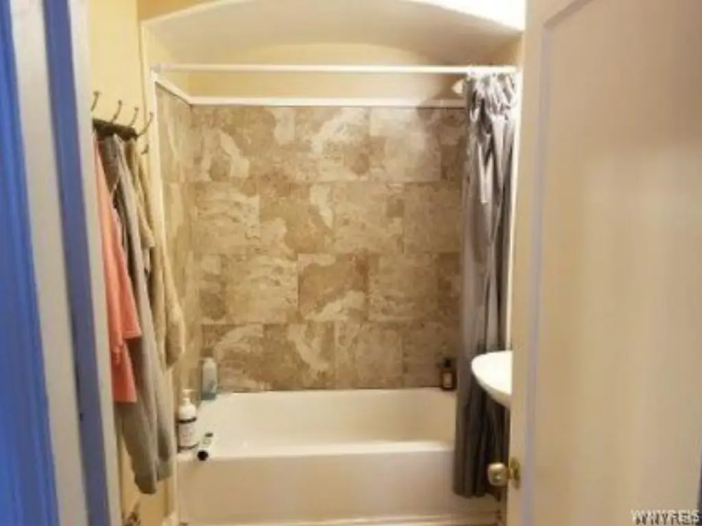 Picture 9