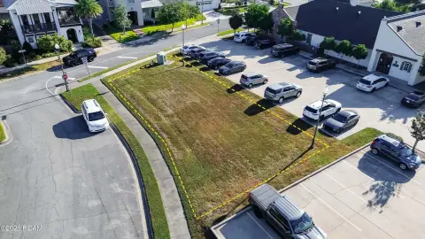 Commercial Land with Corner Position