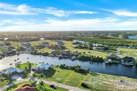 Waterfront Homesite in Cape Coral