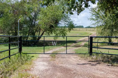 Ranch with Horse Arena