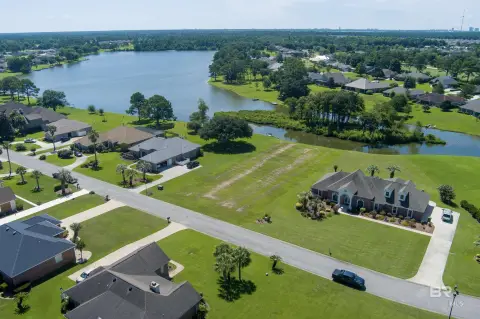 Lakefront Lot in GlenLakes