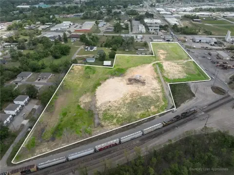 Versatile Land in High-Traffic Area