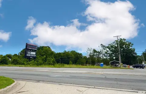 Commercial Lot with High Visibility