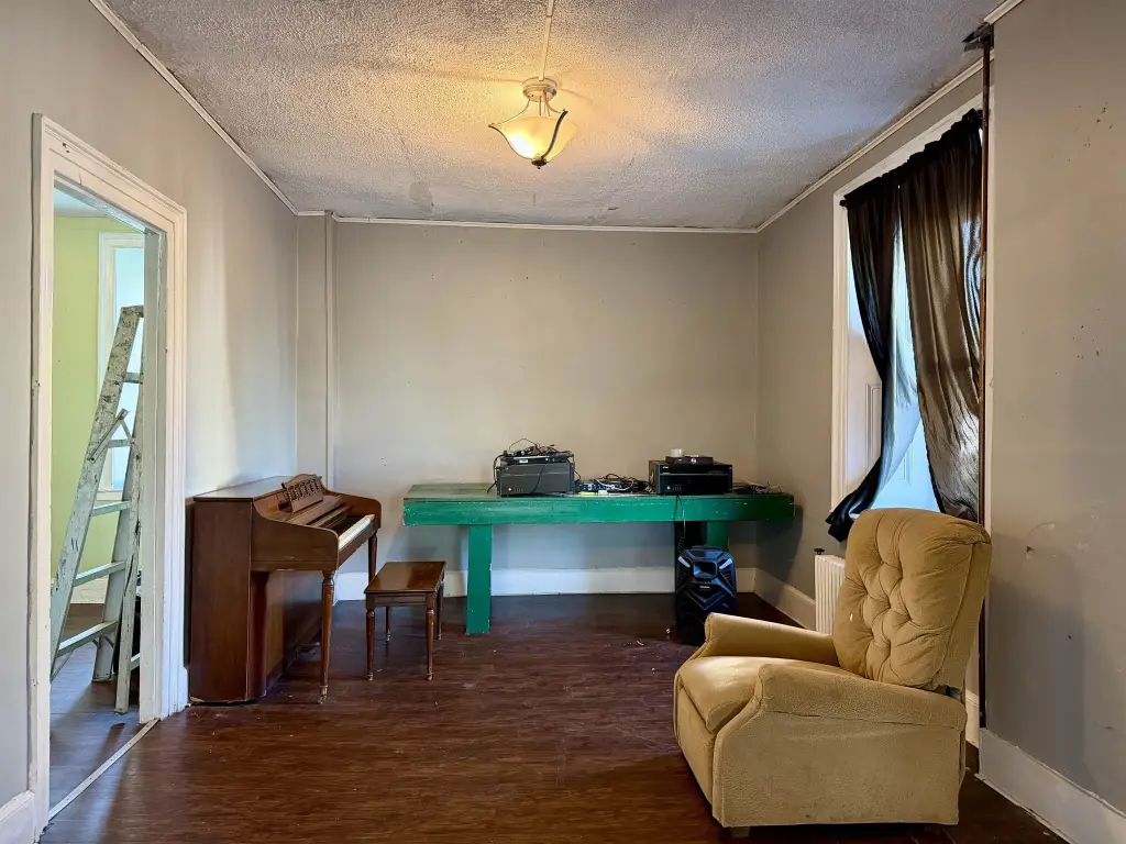 Picture 9