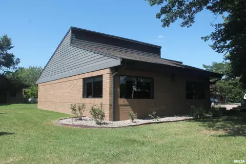 Executive Office Space in Carbondale