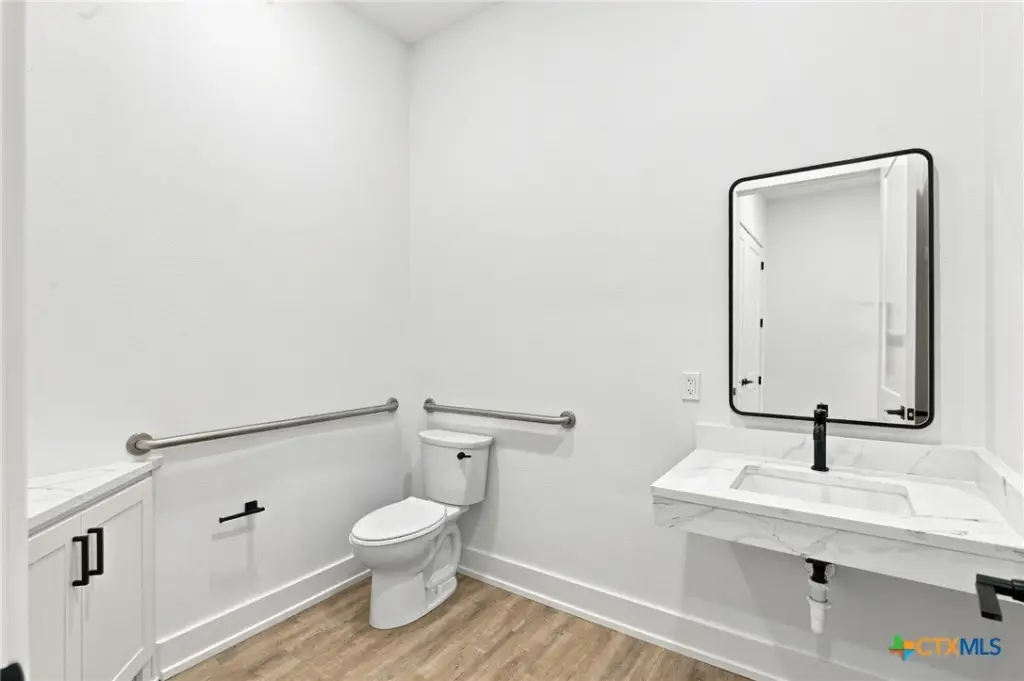 Picture 16