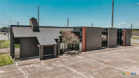 Renovated Multi-Suite Office Building