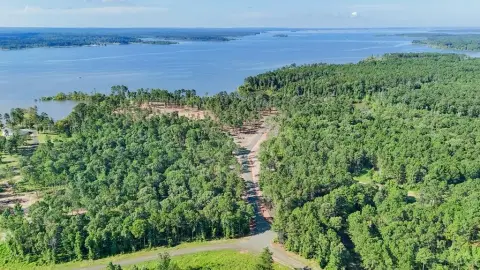 Water Access Land in Pineland