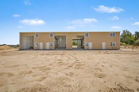 Flex Building with Overhead Doors