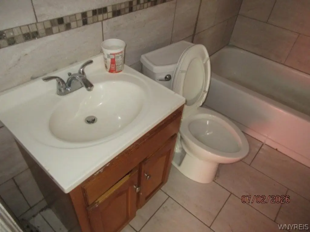 Picture 10