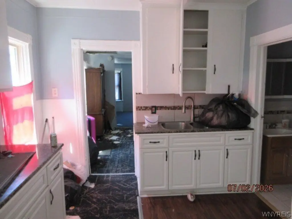 Picture 8