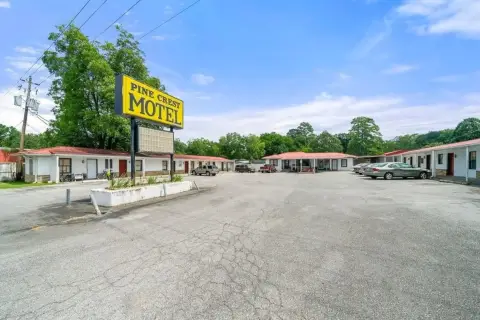 Extended Stay Motel on Highway