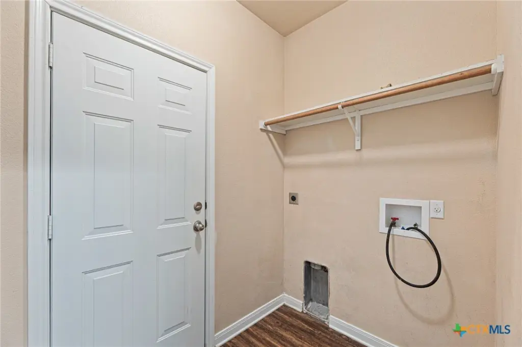 Picture 28