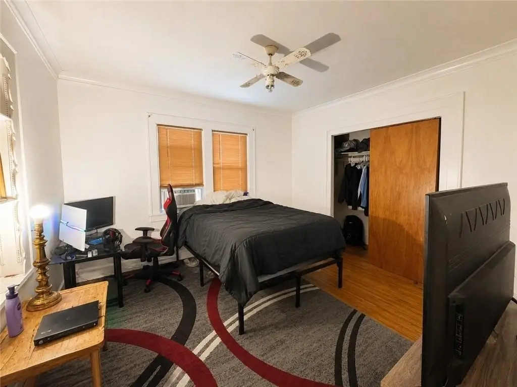 Picture 12