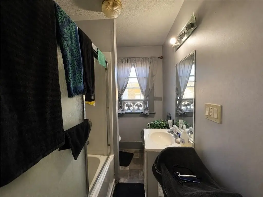 Picture 18