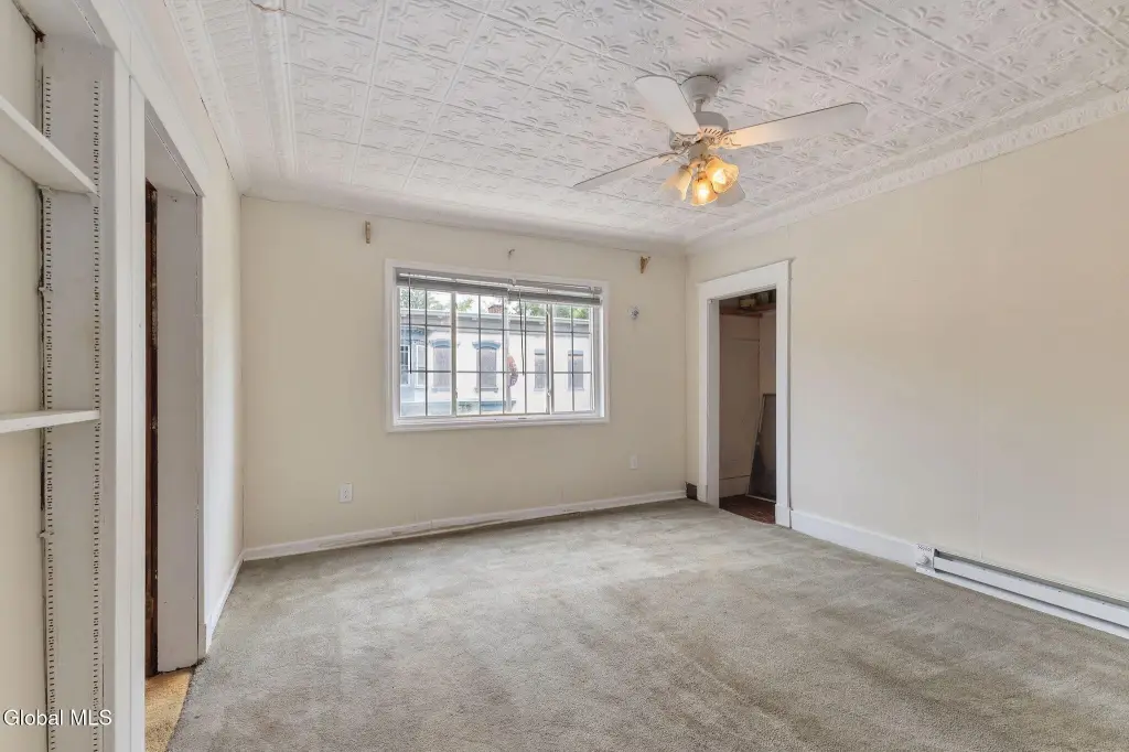 Picture 8