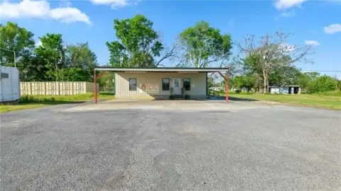 Retail Opportunity in High-Traffic Location