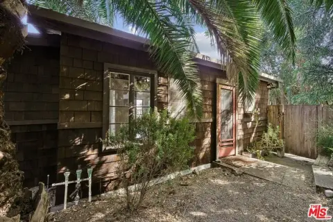 Bungalow Duplex with Wraparound Deck