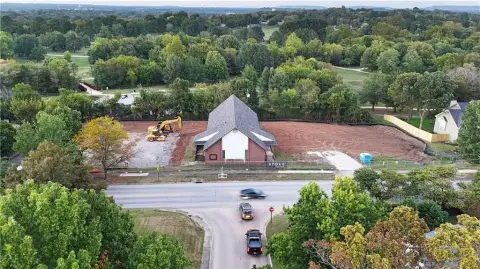 Fayetteville Retail/Office Opportunity