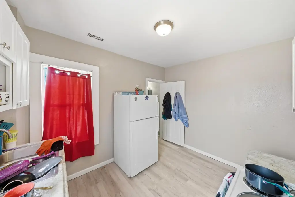Picture 19