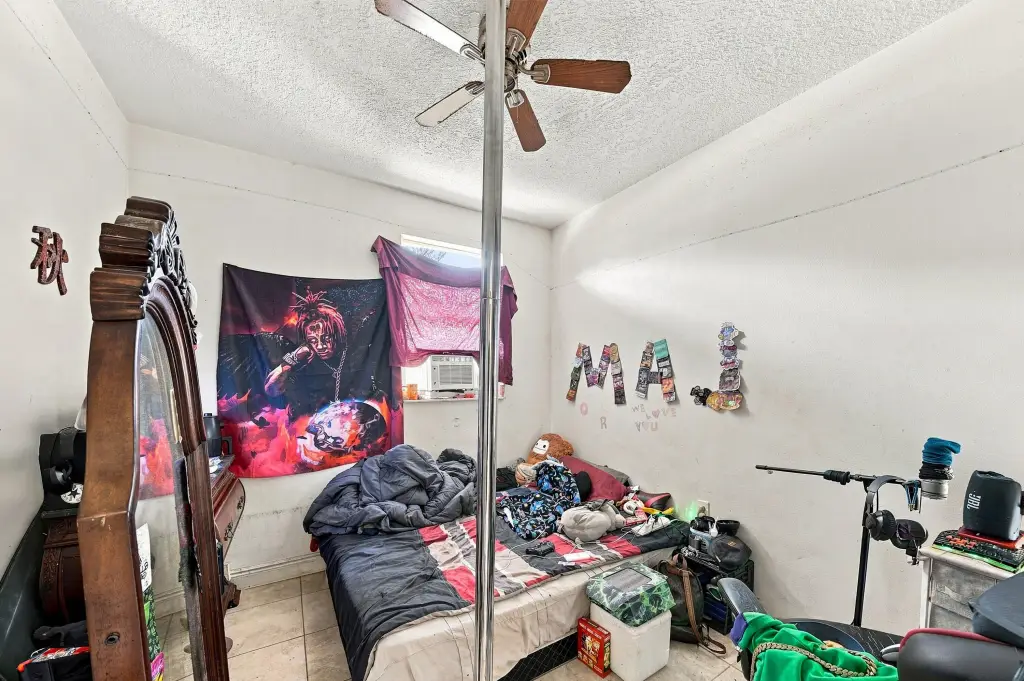 Picture 37