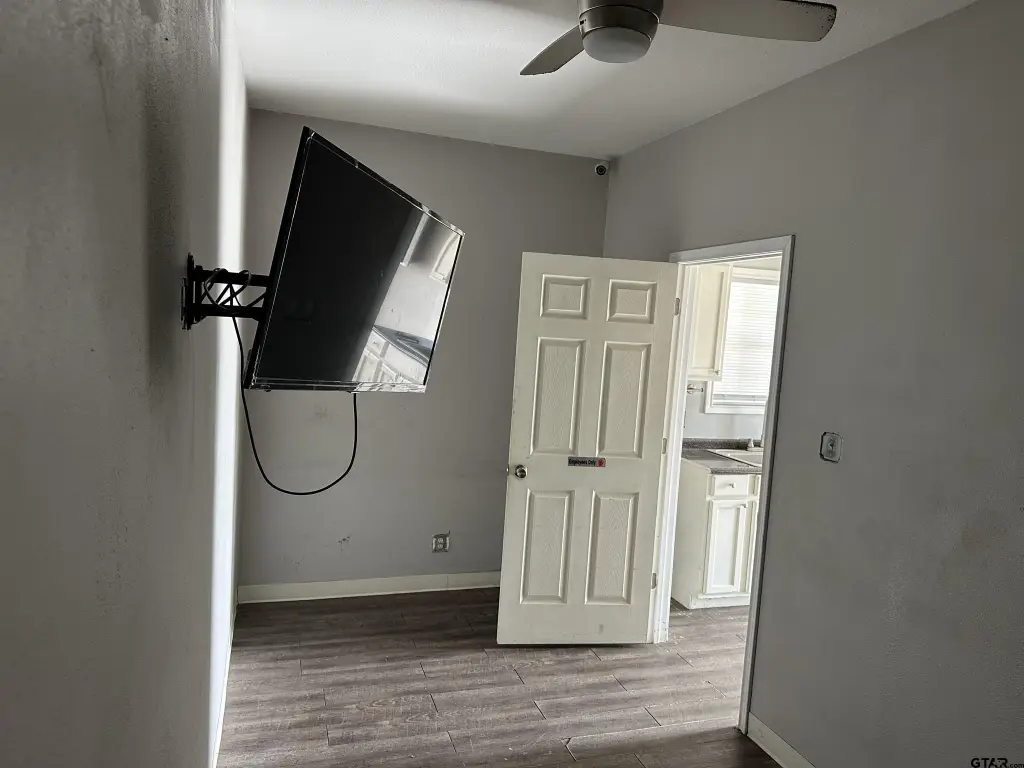 Picture 18