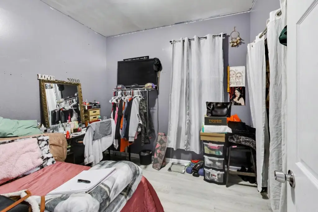 Picture 30