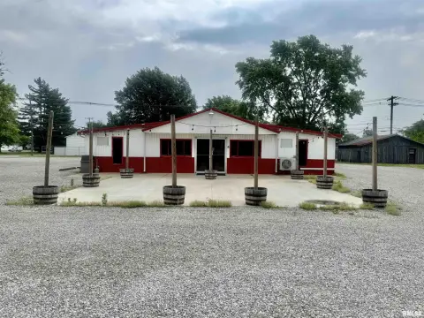 Turnkey Commercial Building, Centralia, IL