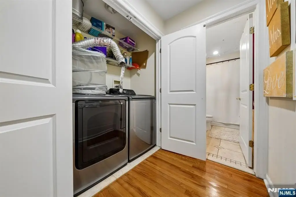 Picture 37