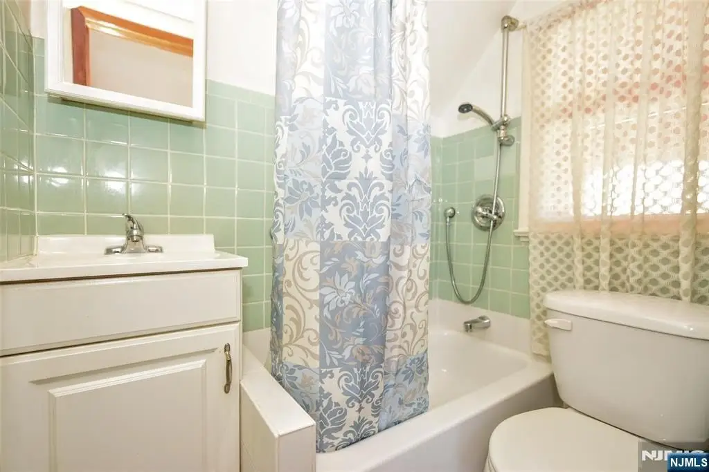 Picture 9