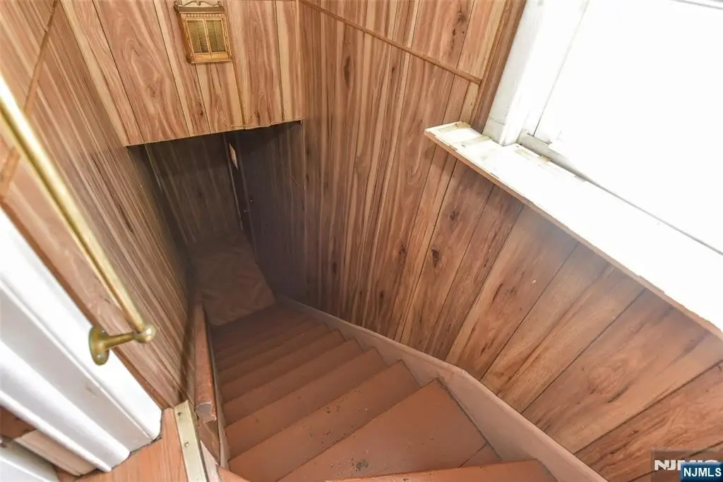 Picture 19