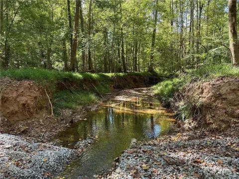 Picture of Land at Rowe Rd 15665, Milton, GA