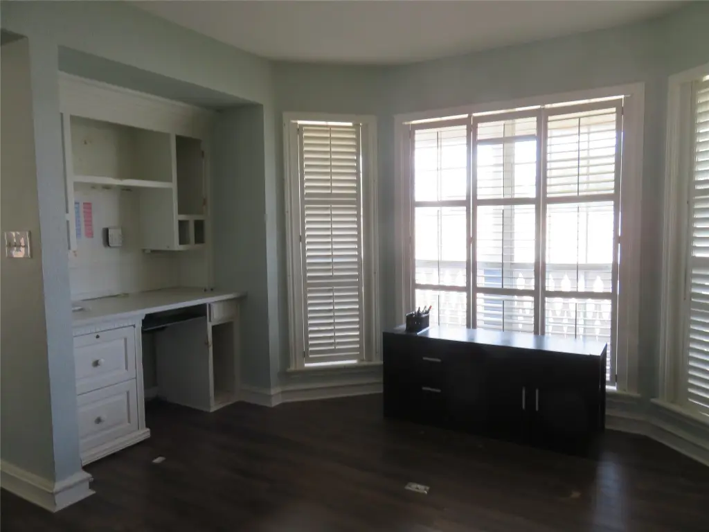 Picture 12