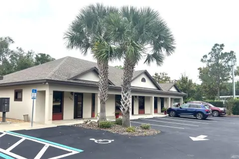 Fully Leased Lady Lake Office